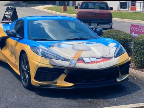 [PIC] Somebody Thought Wrapping a C8 Corvette with &lsquo;Jeffy&rsquo; Was a Good Idea