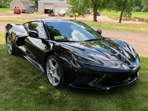Corvettes on Craiglist: 2020 2LT Corvette Stingray in Black