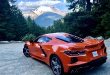 Man Chooses the C8 Corvette Over the Ferrari 488 and McLaren 720S and Tells Us Why Man Chooses the C8 Corvette Over the Ferrari 488 and McLaren 720S and Tells Us Why