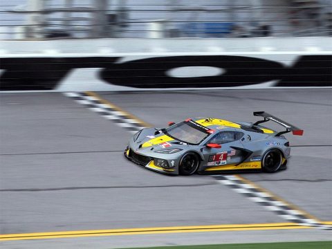 [VIDEO] Mobil 1 The Grid Profiles the Drivers of Corvette Racing