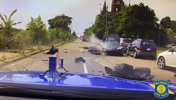 [VIDEO] Stolen C8 Corvette Crashes During Pursuit in Midtown Detroit