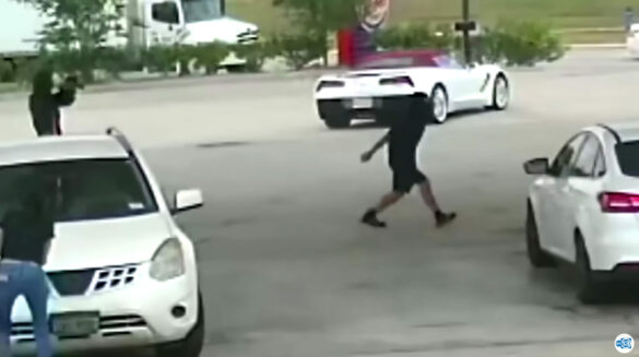 [VIDEO] Attempted Carjacking of a C7 Corvette Convertible Caught on Surveillance Video