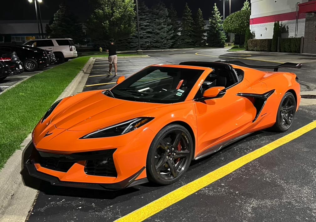 SPIED] Nice Idle Sound from 2023 Corvette Z06 with Z07 in Amplify