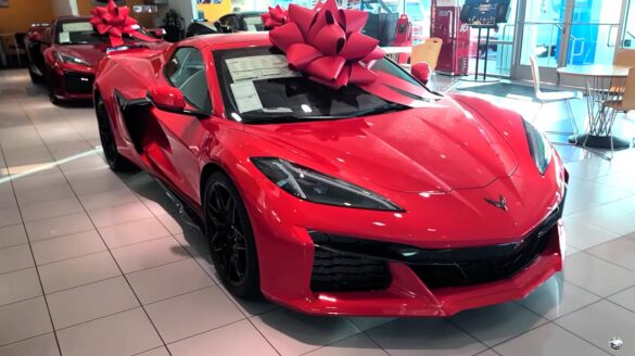 [VIDEO] Speed Phenom Finds a Chevy Dealer Hoarding Several New 2023 Corvette Z06s