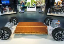 New $3 Billion GM-Samsung Battery Plant May Power an Electric Corvette and Camaro GM and Samsung signed a $3B deal to build a new battery plant that will manufacture cylindrical batteries optimized for low profile vehicles like an electric Corvette or Camaro.