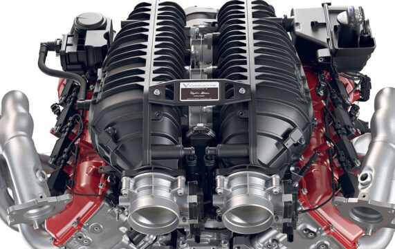 GM Donates Two LT6 Z06 Engines to Wayne Community College’s Automotive Service Education Program