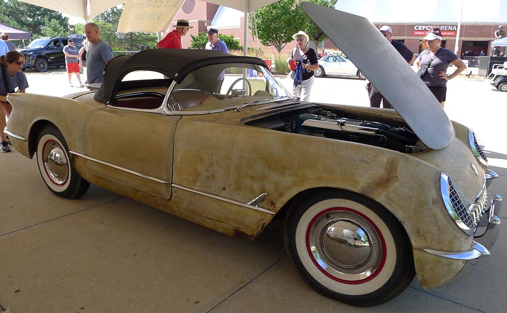 [VIDEO] 1953 Corvette VIN 001 Presentation at Bloomington Gold ...