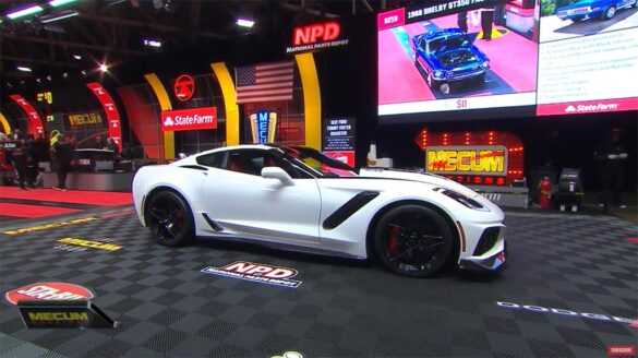 [VIDEO] The Last 2019 Corvette ZR1 Built Sells for a Record $410,000 at Mecum Dallas