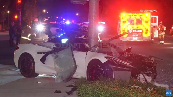 [ACCIDENT] C8 Corvette Stingray Gets Wrapped Around a Utility Pole in California