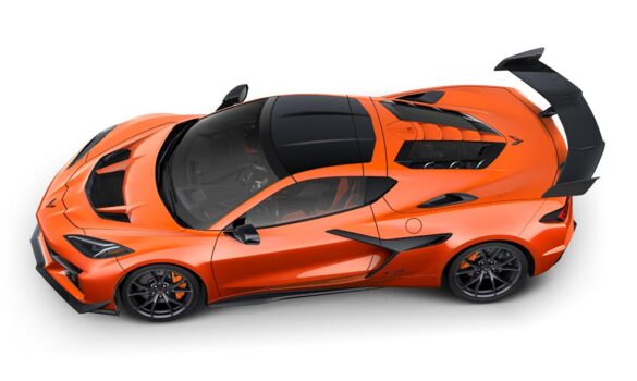 2025 Corvette ZR1 Blogger Builds: Alex Unchains Michael Myers