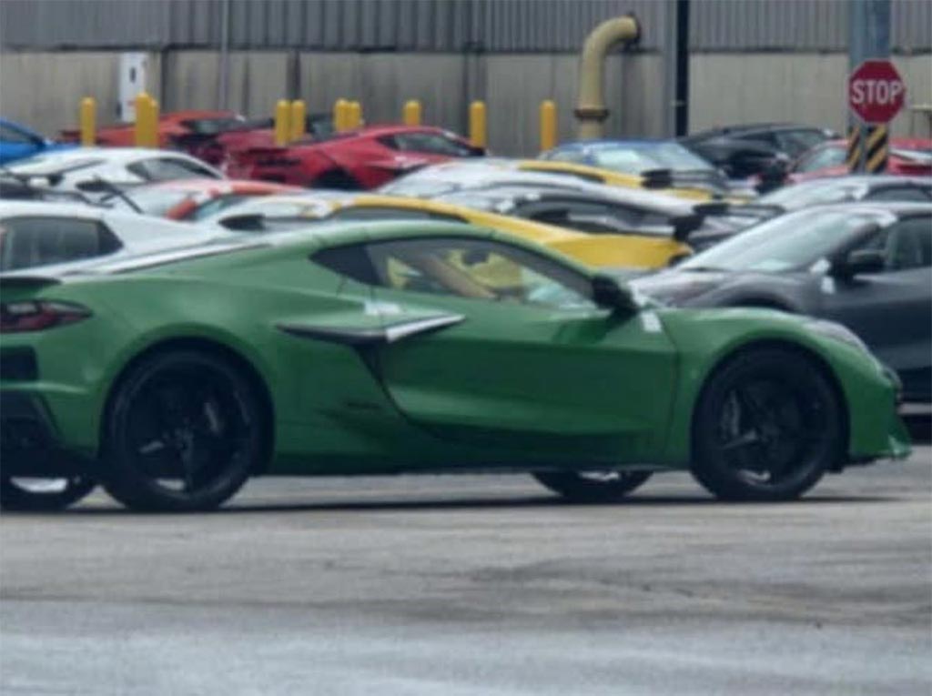 SPIED] Roswell Green Makes First Appearance on a 2026 E-Ray at the