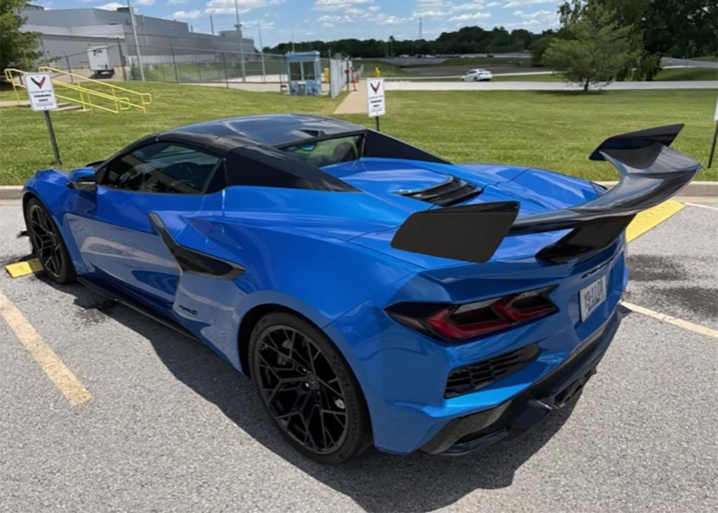 [VIDEO] Because of the ZR1's Massive Rear Wing, Chevy Moved the Rear ...
