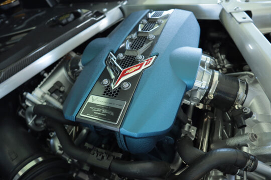Corvette ZR1’s LT7 Named to 2025 Wards 10 Best Engines & Propulsion Systems List