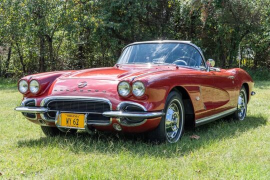 Corvettes for Sale: 1962 Corvette with a Replacement 327 V8 and a 4-Speed Manual