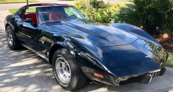 Corvettes for Sale: Lady-Owned 1977 Corvette with an L82 and 4-Speed Manual Offered on Craigslist