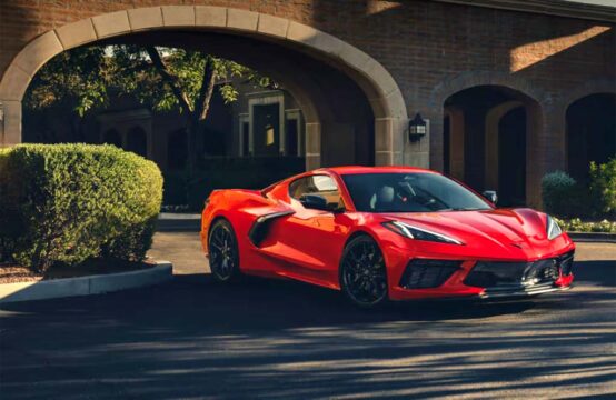 Corvette Stingray Wins 2025 Sport Auto Award in Germany