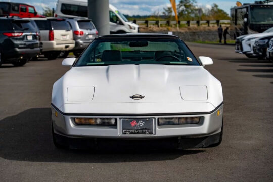 Corvettes for Sale: 68K-Mile 1986 Corvette Offered for $4,943 by a Dealer on Craigslist