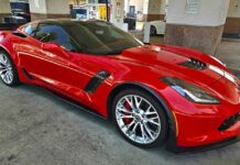Corvettes for Sale: 96K-Mile 2015 Corvette Z06 Offered for $51K on Craigslist Corvettes for Sale: 96K-Mile 2015 Corvette Z06 Offered for $51K on Craigslist