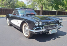 Corvettes for Sale: 54K-Mile 1961 Corvette Survivor Offered on Craigslist Corvettes for Sale: 54K-Mile 1961 Corvette Survivor Offered on Craigslist