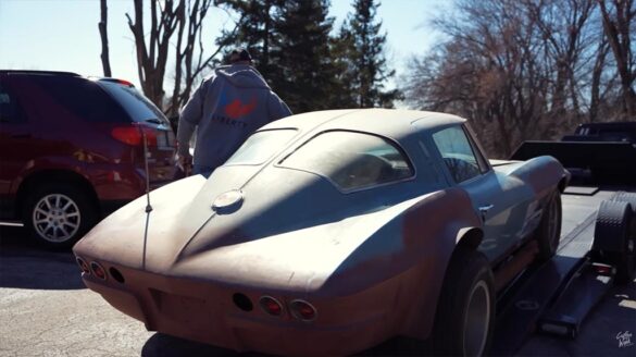 [VIDEO] Dennis Collins Rescues a 1963 Corvette Split Window Vintage Drag Racer