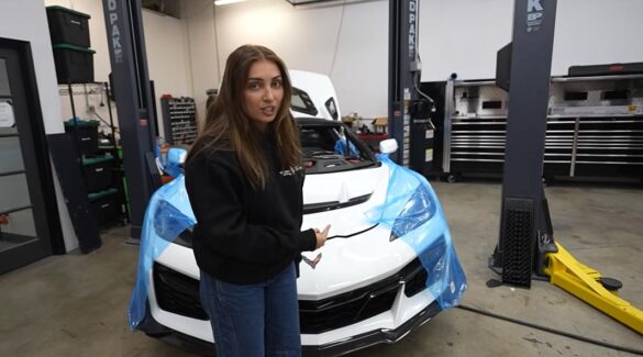 [VIDEO] Emelia Preps Her 2026 Corvette ZR1 for the Pike Peak International Hillclimb