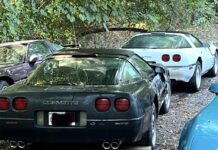 Corvettes for Sale: This Pair of 1991 Corvette ZR-1s are Offered as Package Deal Corvettes for Sale: This Pair of 1991 Corvette ZR-1s are Offered as Package Deal
