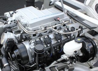 Chevrolet Performance Discontinues its LS9 Long Block V8 and Promotes ‘Something Big’ Chevrolet Performance Discontinues its LS9 Long Block V8 and Promotes 'Something Big'