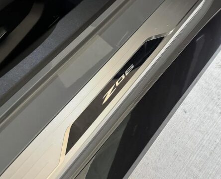 [PICS] Corvette Stingray Owner Shows Off His ‘1 of 1’ Build Featuring a Z06 Sill Plate