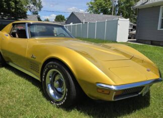Corvettes for Sale: 33K-Mile 1972 Corvette Stingray in Unmistakable War Bonnet Yellow Corvettes for Sale: 33K-Mile 1971 Corvette Stingray in Unmistakable War Bonnet Yellow