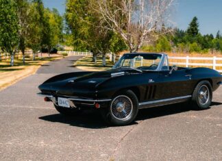 Corvettes for Sale: Triple Black 1966 Corvette Powered by a Bowtie 454 V8 on Bring a Trailer Corvettes for Sale: Triple Black 1966 Corvette Powered by a Bowtie 454 V8 on Bring a Trailer