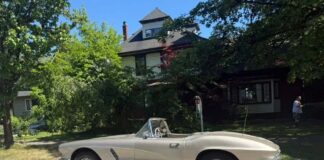 Corvettes for Sale: She Drove this 1962 Corvette Since New and Now It’s for Sale on eBay Corvettes for Sale: She Drove this 1962 Corvette Since New and Now It's for Sale on eBay