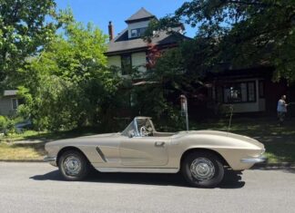 Corvettes for Sale: She Drove this 1962 Corvette Since New and Now It’s for Sale on eBay Corvettes for Sale: She Drove this 1962 Corvette Since New and Now It's for Sale on eBay