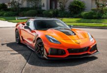 These Fantastic Corvettes Will Be Offered at Mecum’s Monterey Sale These Fantastic Corvettes Will Be Offered at Mecum's Monterey Sale