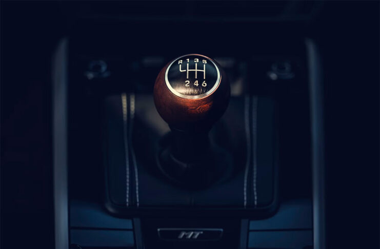 After Monterey Car Week, GM Better Have a Manual Transmission in Store for the C9 Corvette After Monterey Car Week, GM Better Have a Manual Transmission in Store for the C9 Corvette