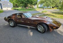Corvettes for Sale: 28K-Mile 1974 Corvette Optioned With a 454 V8 and a 4-Speed Manual on Craigslist Corvettes for Sale: 28K-Mile 1974 Corvette 454 V8 and a 4-Speed Manual on Craigslist