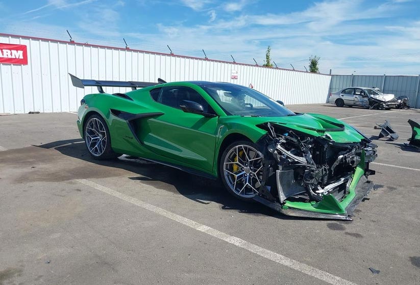 [ACCIDENT] 2026 Corvette ZR1 with 881 Miles Spotted at an Insurance Auction Facility