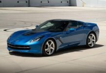 Corvettes for Sale: 976-Mile 2014 Corvette Stingray Coupe Premiere Edition with 7-Speed Manual Corvettes for Sale: 976-Mile 2014 Corvette Stingray Coupe Premiere Edition with 7-Speed Manual