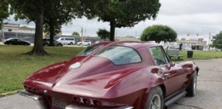 Corvettes for Sale: Non-Original 1963 Corvette Split Window with Questionable Body Mods Offered for $79,500 on eBay Corvettes for Sale: Non-Original 1963 Corvette Split Window with Questionable Body Mods Offered for $79,500 on eBay