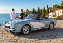 Boutique Japanese Manufacturer Mitsuoka Turns a Miata into a First-Gen Corvette Tribute Boutique Japanese Manufacturer Mitsuoka Turns a Miata into a First-Gen Corvette Tribute