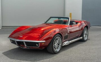 Corvettes for Sale: 1969 Corvette Convertible with a 427 V8 and 4-Speed Transmission on BaT Corvettes for Sale: 1969 Corvette Convertible with a 427 V8 and 4-Speed Transmission on BaT