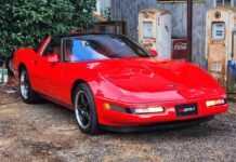 Corvettes for Sale: 109K-Mile 1994 Corvette ZR-1 Offered on Craigslist Corvettes for Sale: 109K-Mile 1994 Corvette ZR-1 Offered on Craigslist