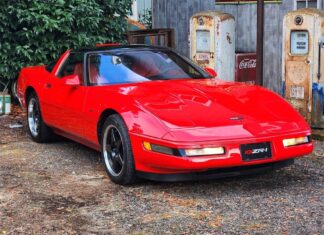 Corvettes for Sale: 109K-Mile 1994 Corvette ZR-1 Offered on Craigslist Corvettes for Sale: 109K-Mile 1994 Corvette ZR-1 Offered on Craigslist