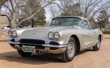 Corvettes for Sale: Ex-Pikes Peak 1962 Corvette Fuelie Offered on Bring a Trailer Corvettes for Sale: Ex-Pikes Peak 1962 Corvette Fuelie Offered on Bring a Trailer