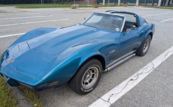 Corvettes for Sale: Inherited 1976 Corvette with an L82 and 4-Speed Manual Corvettes for Sale: 1976 Corvette with an L82 and 4-Speed Manual Offered on Craigslist