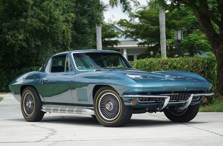 Over 65 Corvettes Set for the GAA Classic Cars Auction on Nov 5-7 Over 65 Corvettes Set for the GAA Classic Cars Auction on Nov 4-7